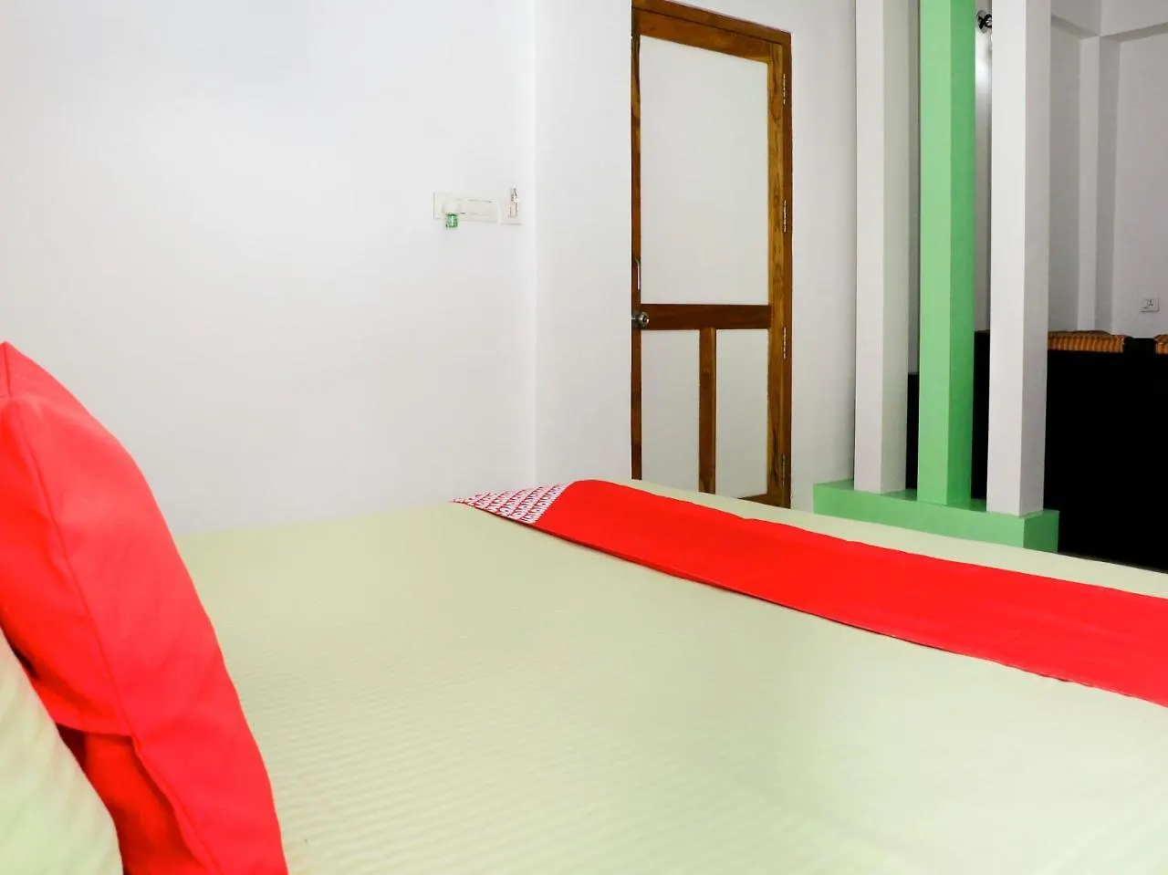 Oyo 26927 Spice Valley Thekkady Ινδία